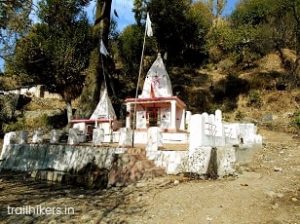 village stay in Uttarakhand